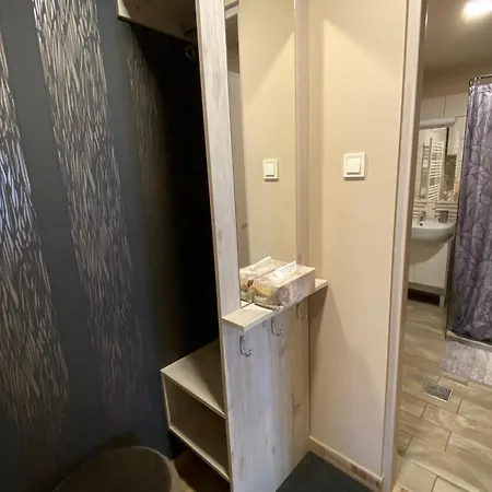 公寓 Aranyfuert Apartmanhaz