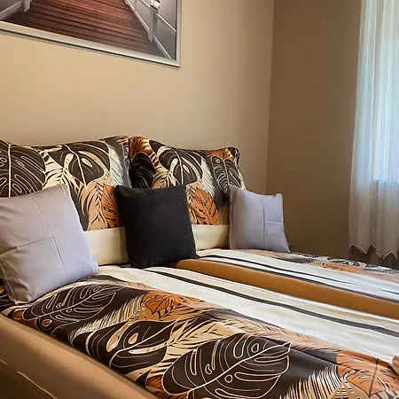 Aranyfuert Apartmanhaz Apartmán