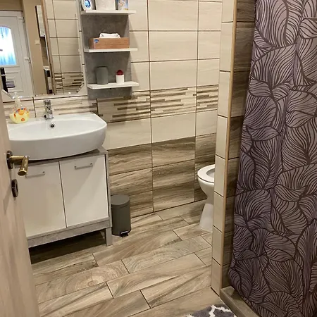 Aranyfuert Apartmanhaz Apartmán