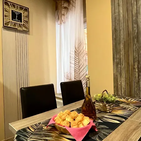 דירה Aranyfuert Apartmanhaz טוקאי