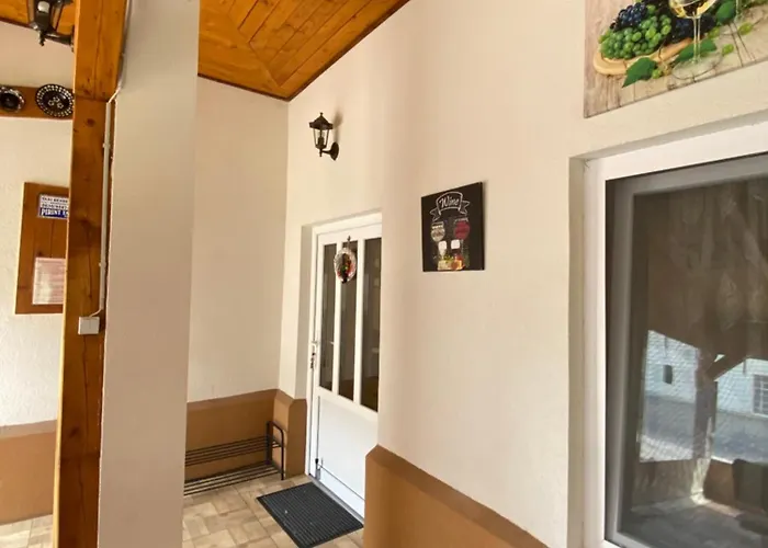 Aranyfuert Apartmanhaz *